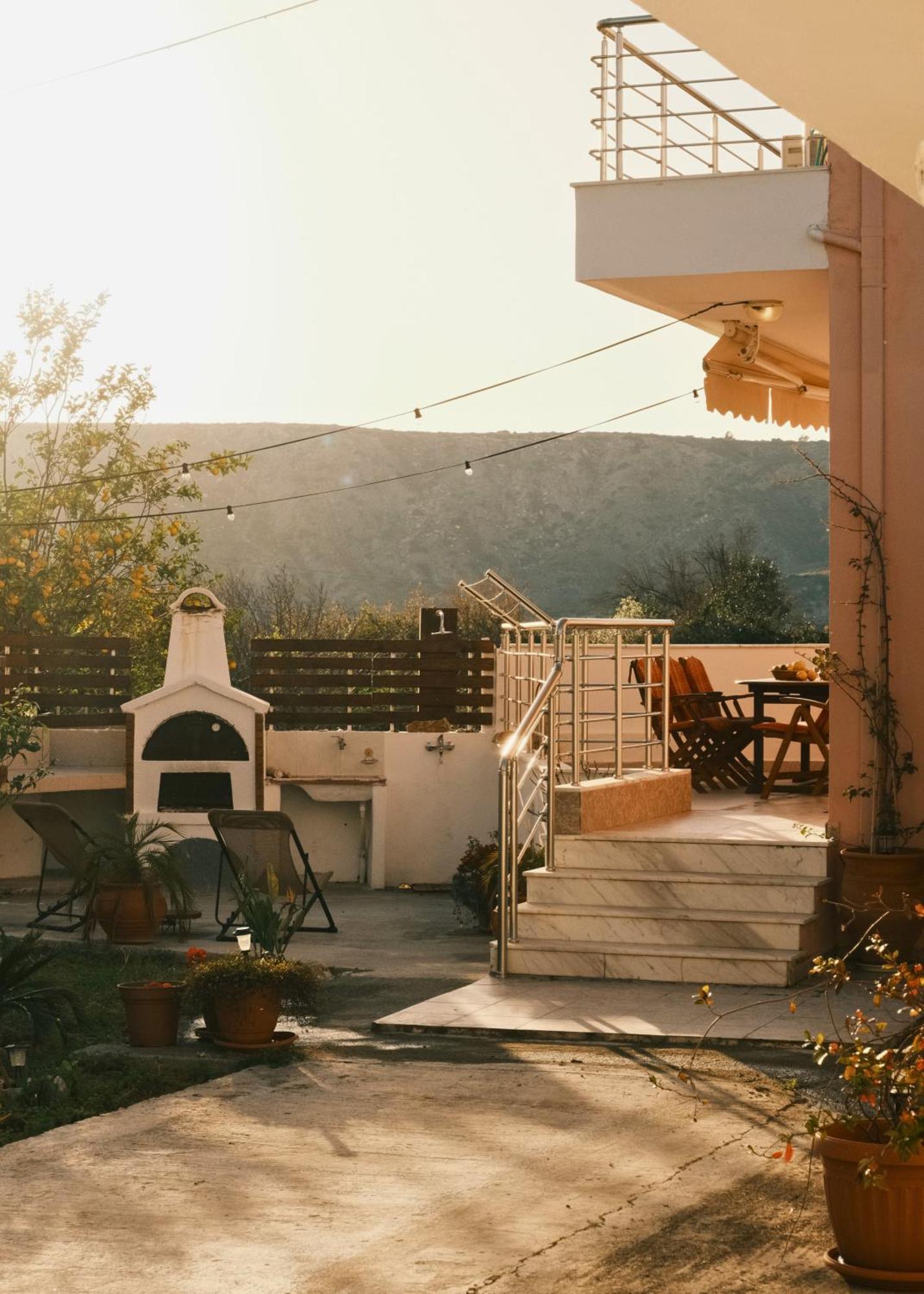 Anastasia Villa *